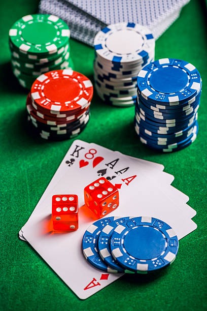 Live Dragon Tiger table in our studio Dragon Tiger live table with professional croupier dealing cards